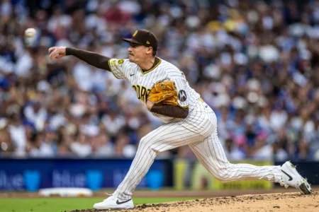 Pirates add bullpen depth by acquiring Marinaccio